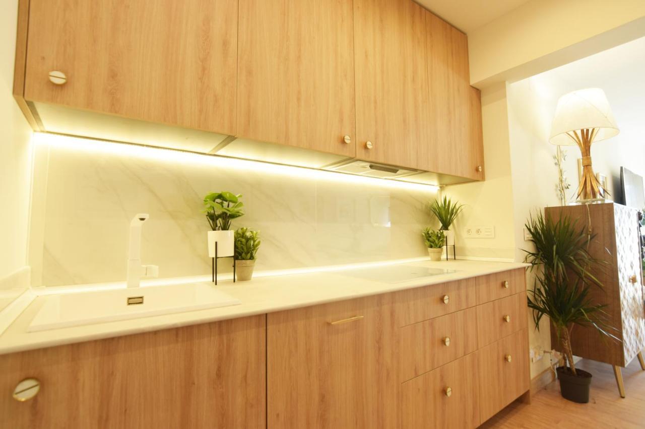 Paradise Luxurious Flat, Free Parking, 3 Double Rooms, Terrace, Jacuzzi, Fully Renovated San Sebastián Exterior foto