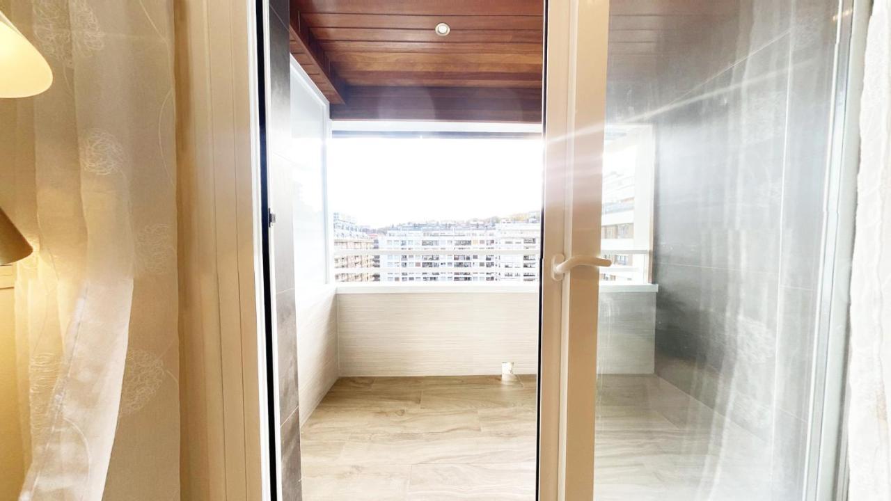 Paradise Luxurious Flat, Free Parking, 3 Double Rooms, Terrace, Jacuzzi, Fully Renovated San Sebastián Exterior foto