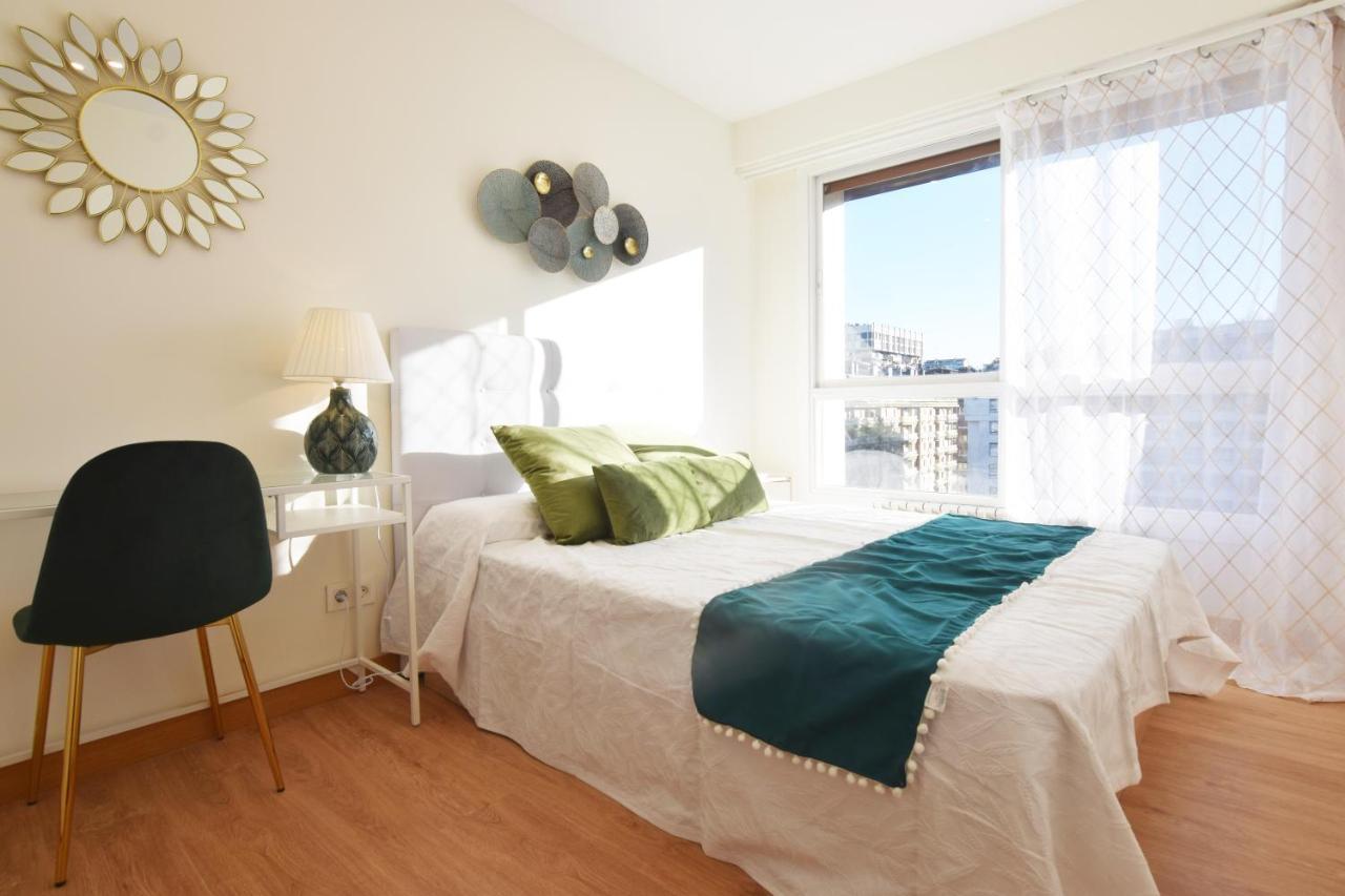 Paradise Luxurious Flat, Free Parking, 3 Double Rooms, Terrace, Jacuzzi, Fully Renovated San Sebastián Exterior foto