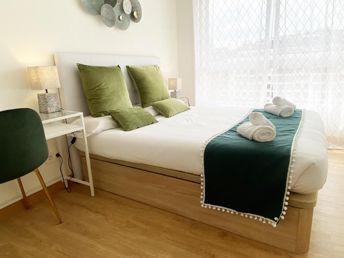 Paradise Luxurious Flat, Free Parking, 3 Double Rooms, Terrace, Jacuzzi, Fully Renovated San Sebastián Exterior foto